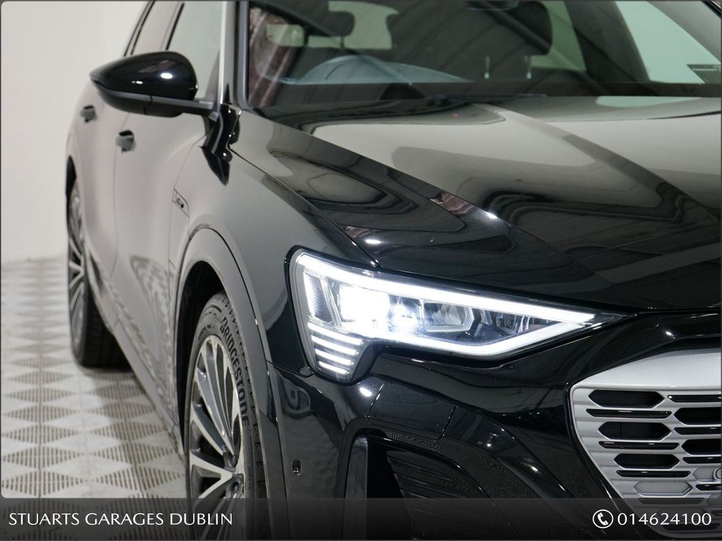 2024 Audi Q8 e-tron