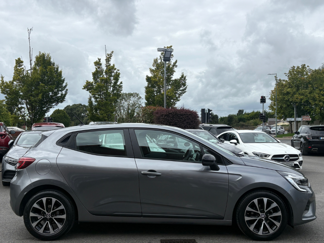 2023 Renault Clio