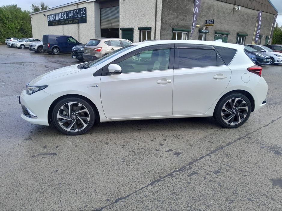 2016 Toyota Auris