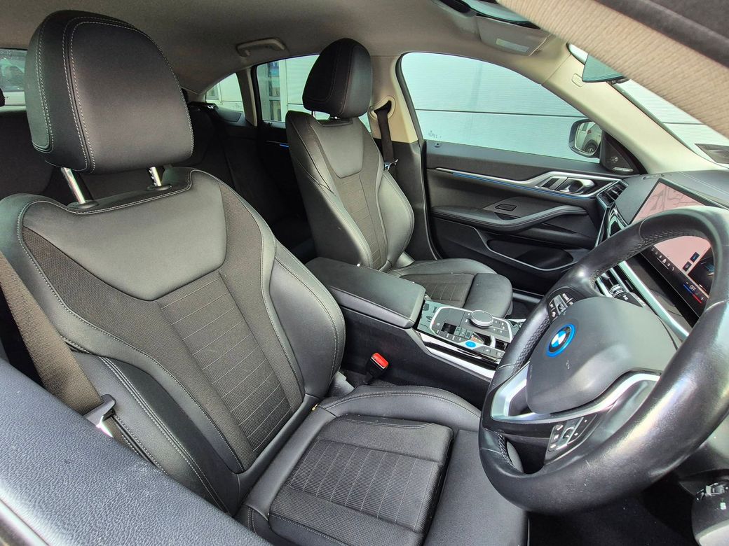 2024 BMW i4