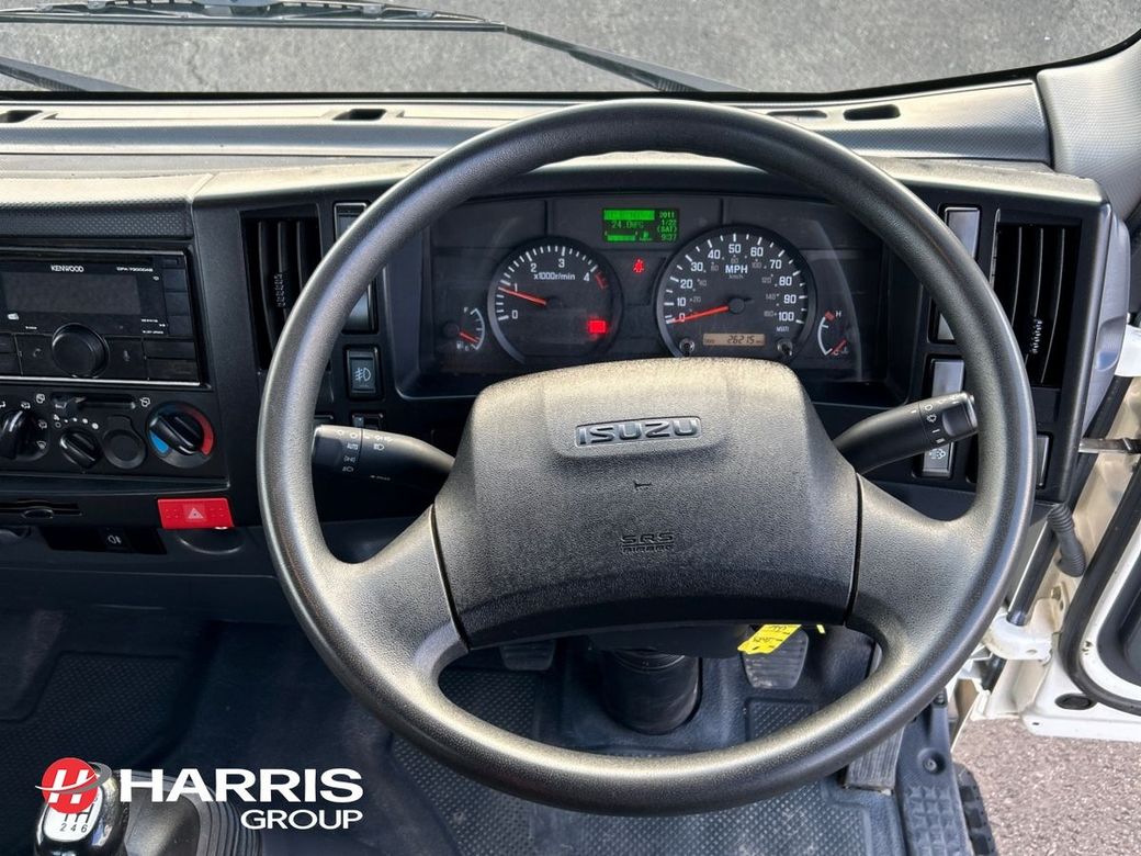 2023 White Isuzu NPR