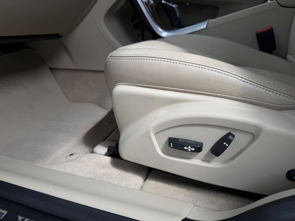 2017 Volvo XC60