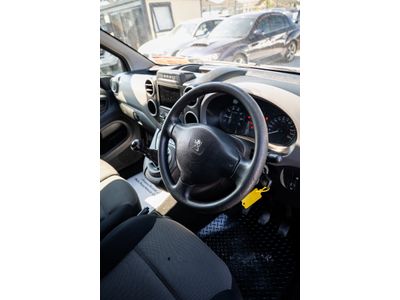 2017 Peugeot Partner