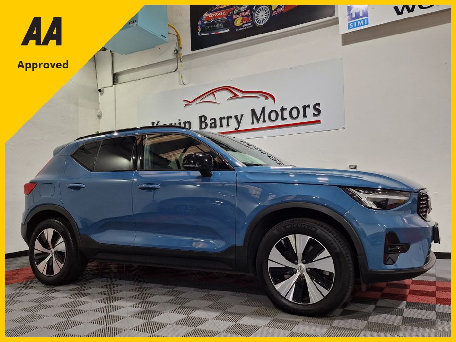 2023 Volvo XC40