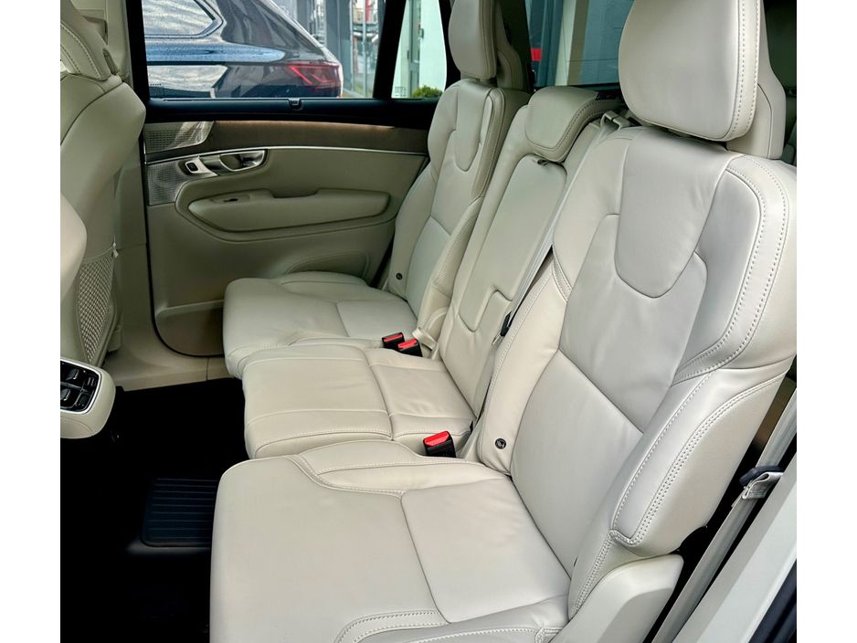 2025 Volvo XC90
