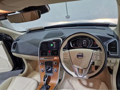 2017 Volvo XC60