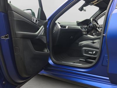 2022 BMW X6