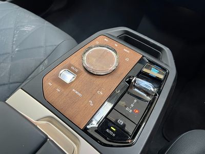 2022 BMW iX