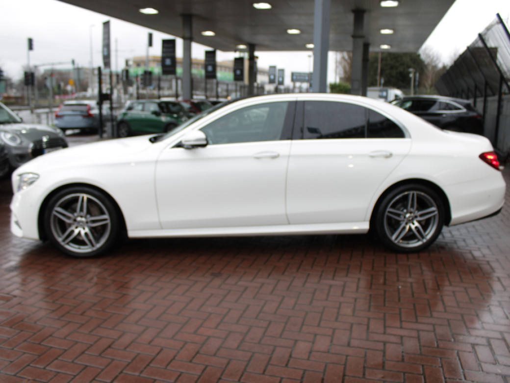 2020 Mercedes-Benz E 220