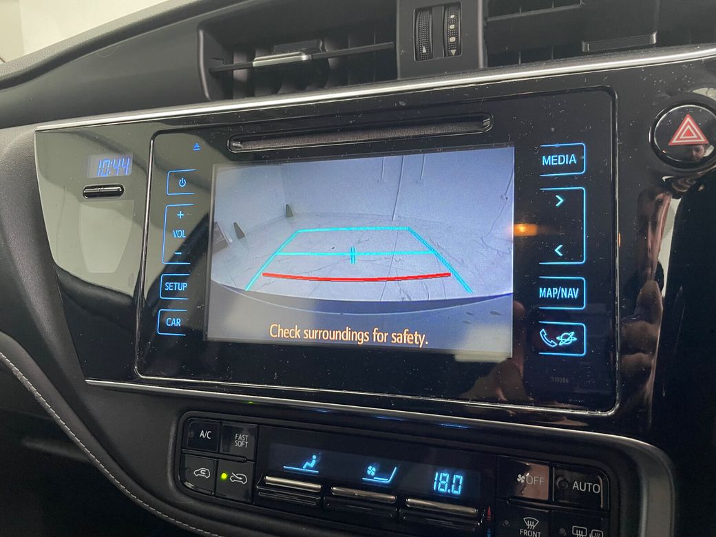 2016 Toyota Auris