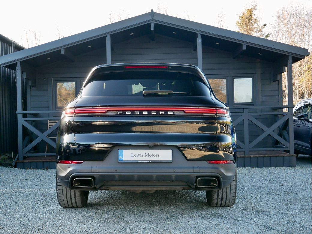 2024 Porsche Cayenne