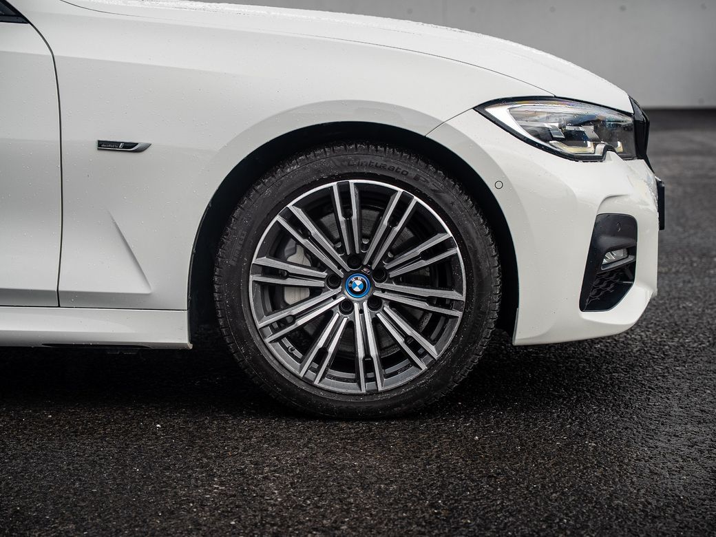 2022 BMW 3 Series