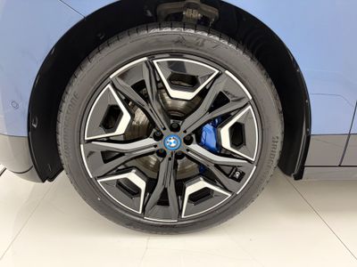 2023 BMW iX