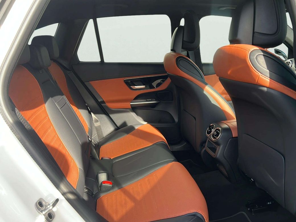 2023 Mercedes-Benz GLC Class