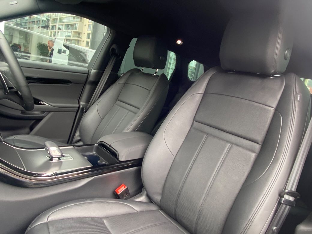 2025 Land Rover Range Rover Evoque