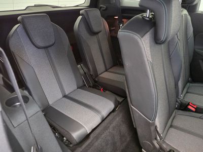 2022 Peugeot 5008