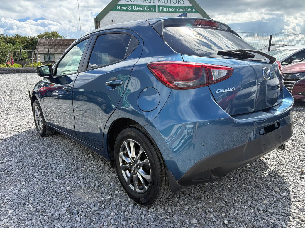 2017 Mazda Demio