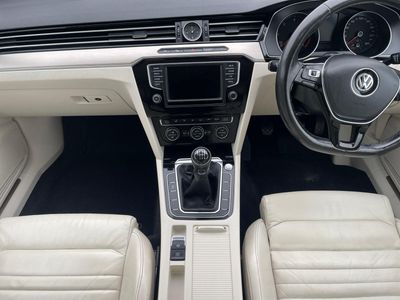 2016 Volkswagen Passat