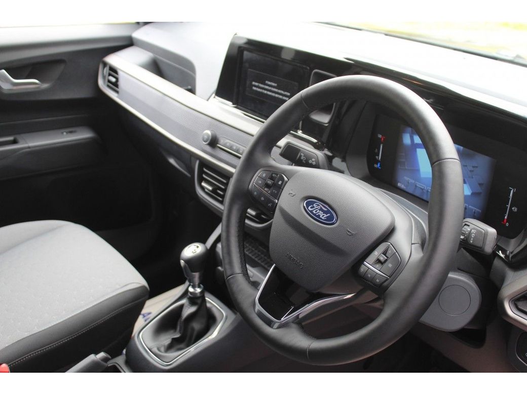 2024 Ford Transit Courier