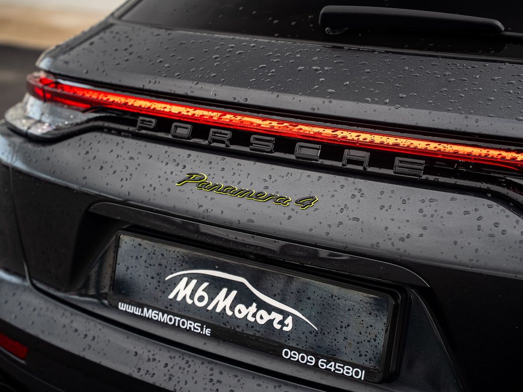 2023 Porsche Panamera