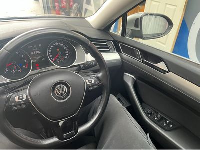 2016 Volkswagen Passat