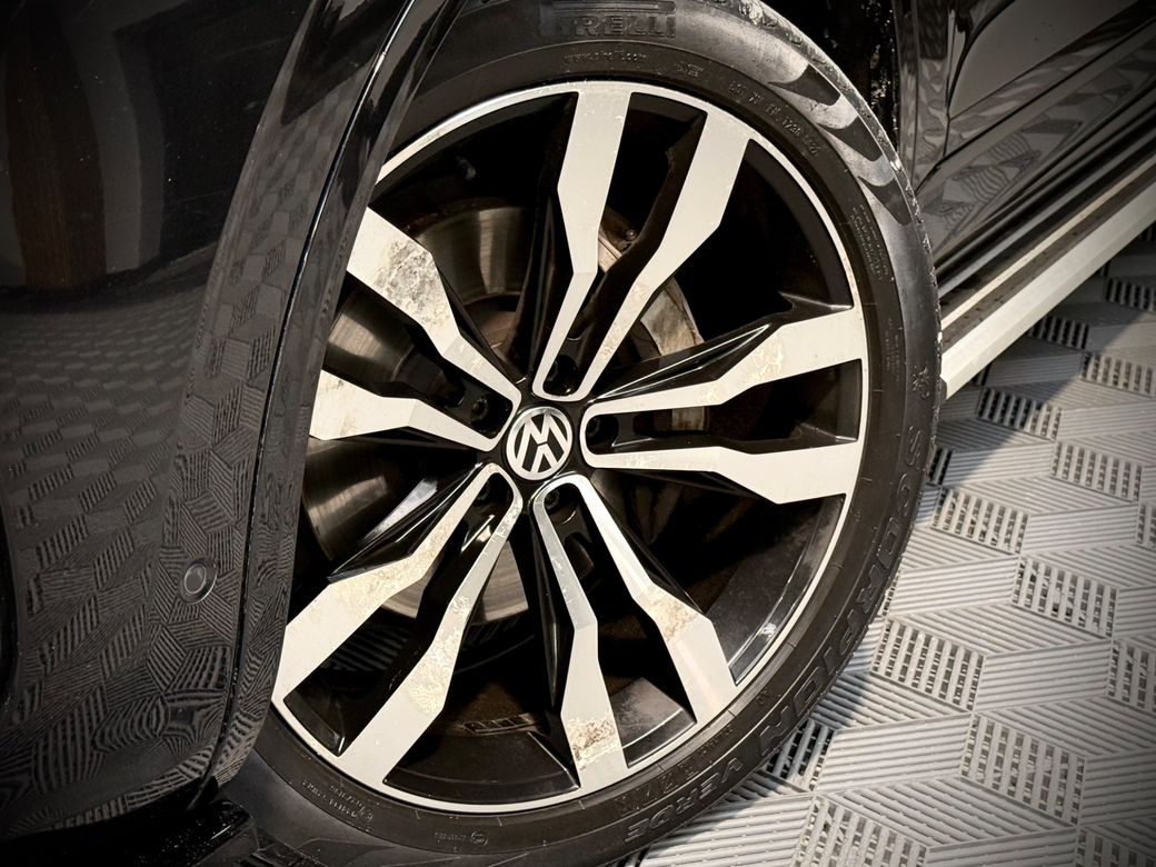 2020 Volkswagen Touareg