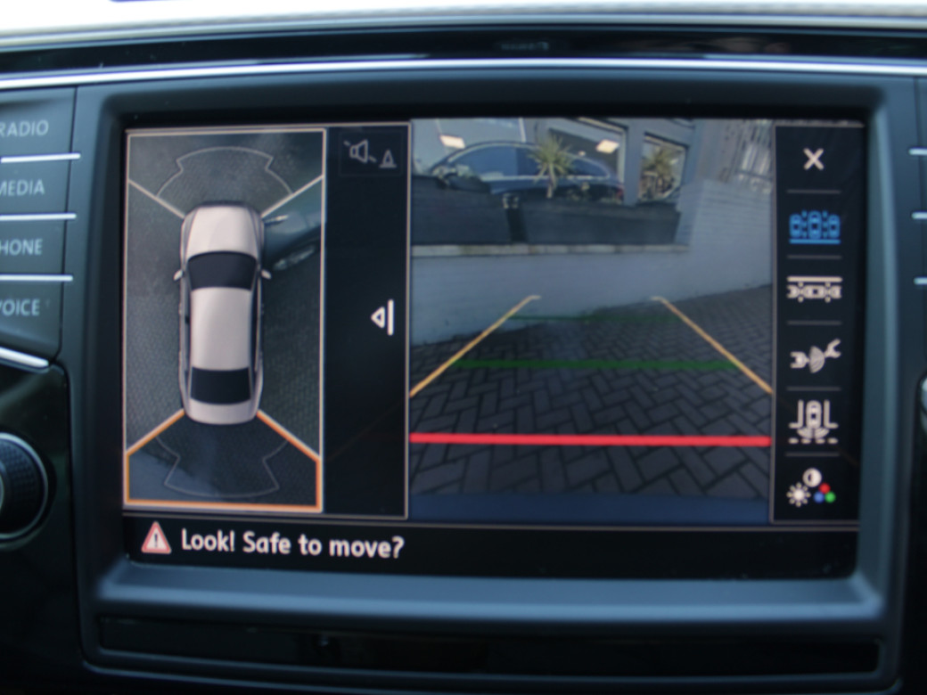 2017 Volkswagen Passat