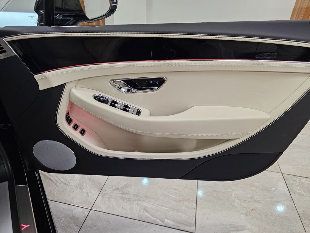 2025 Bentley Continental