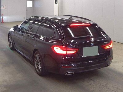 2020 BMW 523