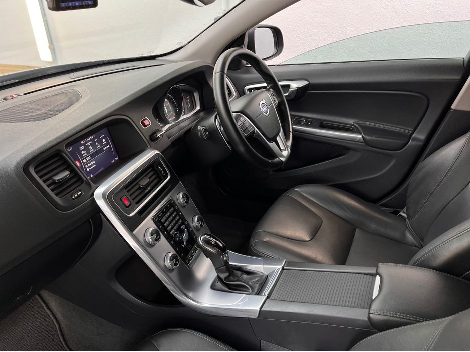 2018 Volvo V60
