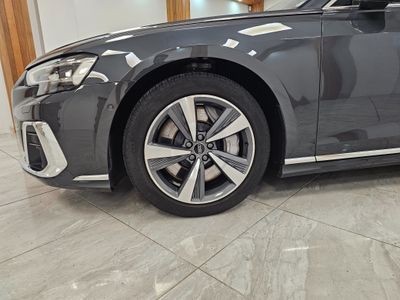 2024 Audi A8