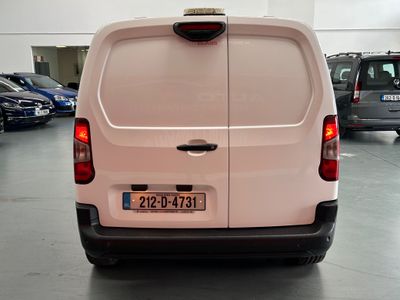 2021 Peugeot Partner