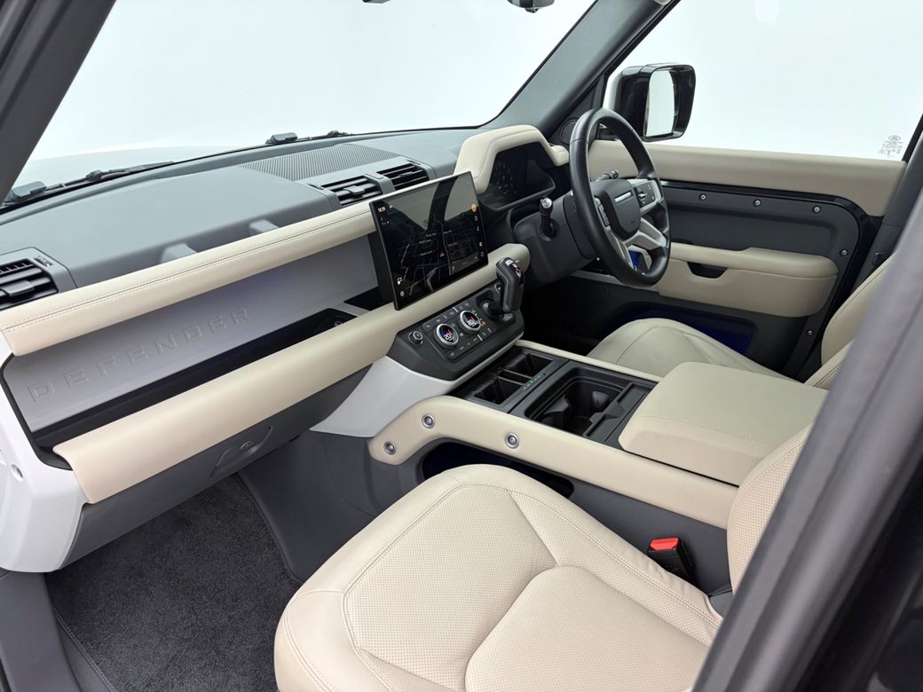 2024 Land Rover Defender 110