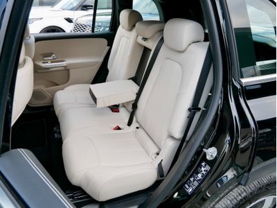 2023 Mercedes-Benz GLB Class