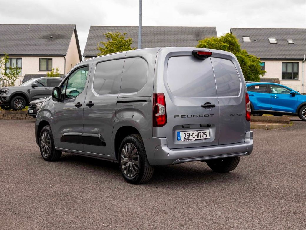 2026 Peugeot Partner