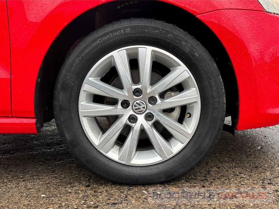 2016 Volkswagen Polo