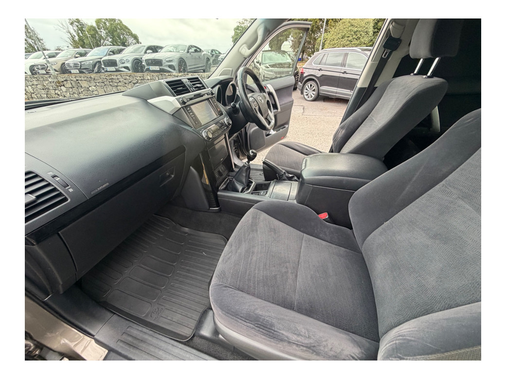 2015 Toyota Landcruiser