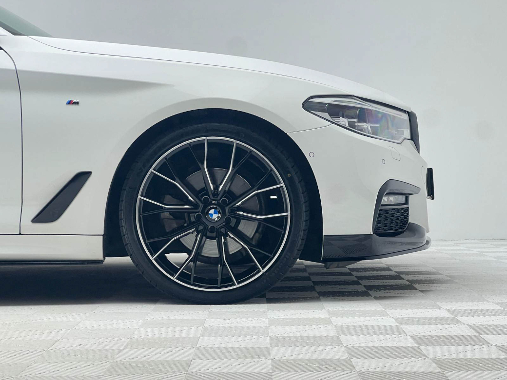 2019 BMW 5 Series