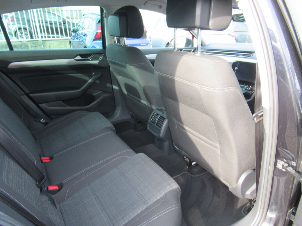 2021 Volkswagen Passat