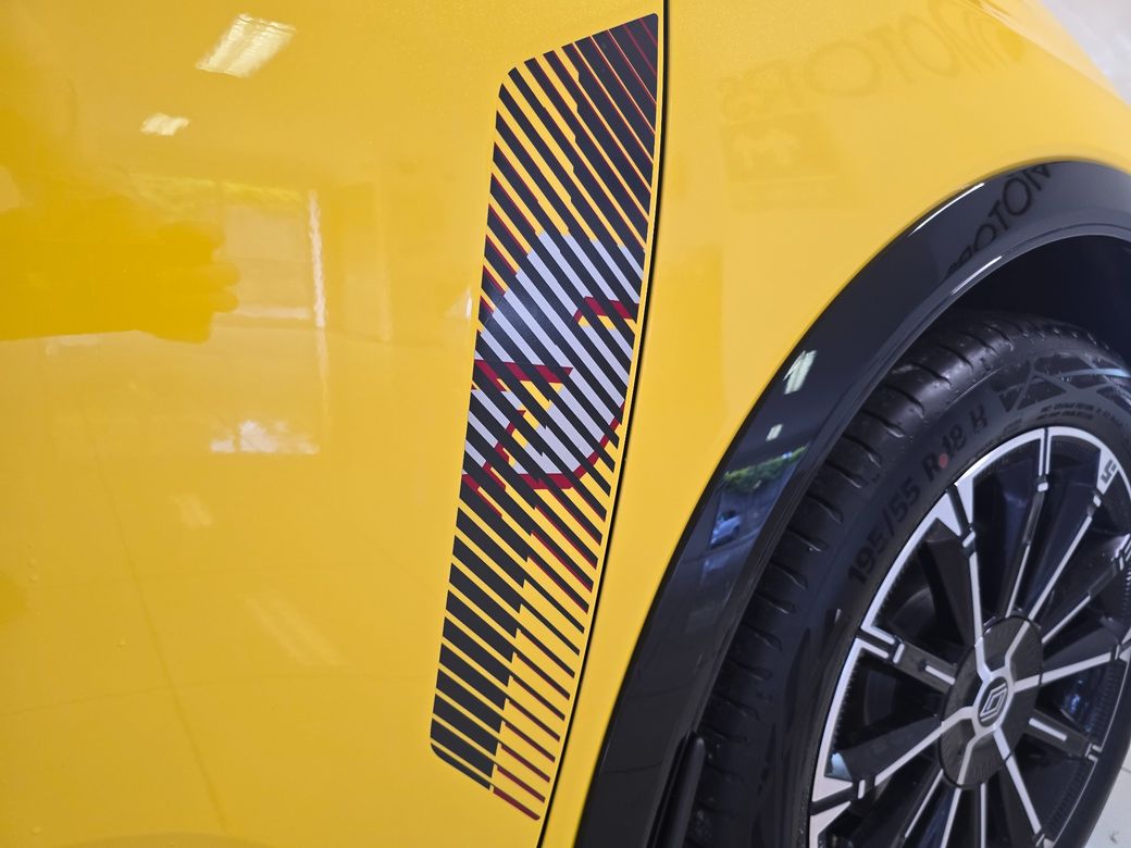 2025 Renault 5