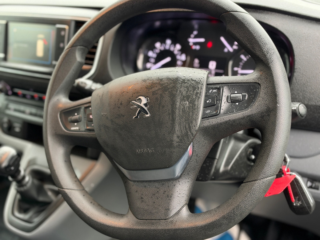 2022 Peugeot Expert