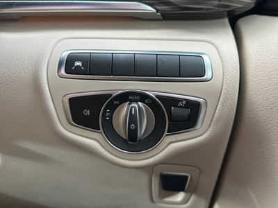 2023 Mercedes-Benz V Class