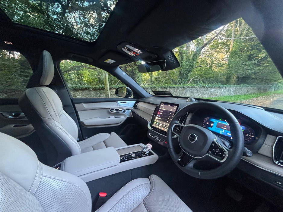 2025 Volvo XC90