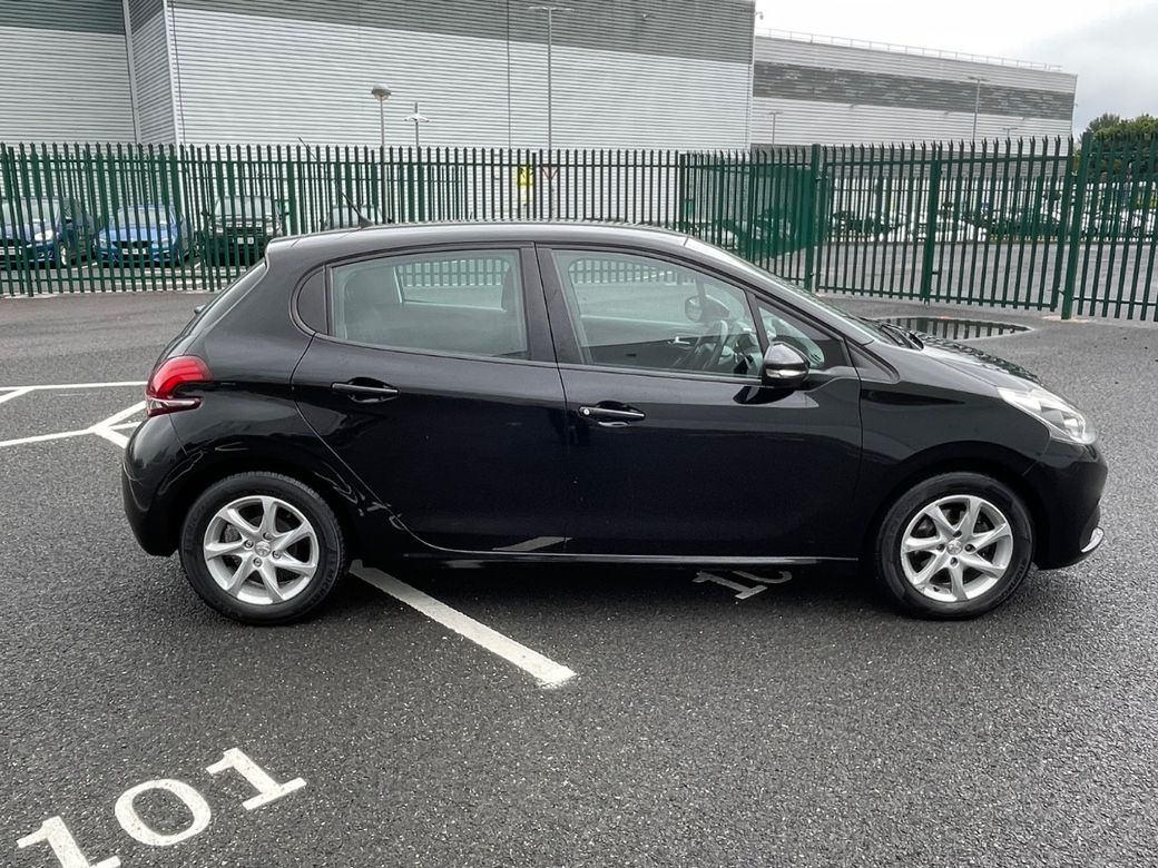 2017 Peugeot 208