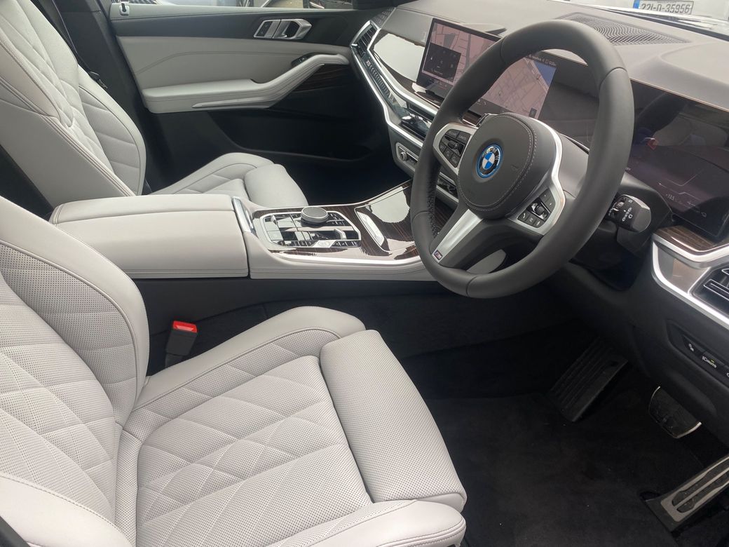 2025 BMW X5