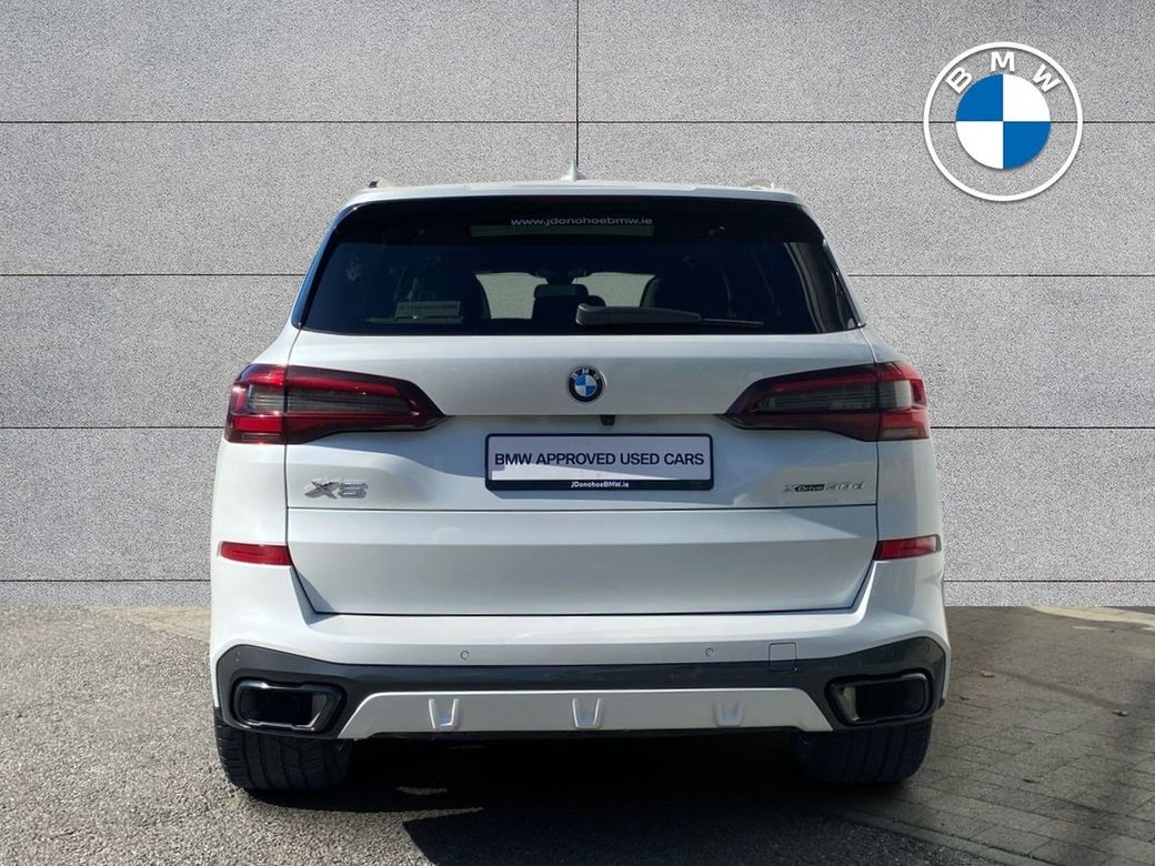 2023 BMW X5