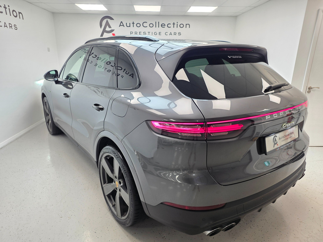 2023 Porsche Cayenne