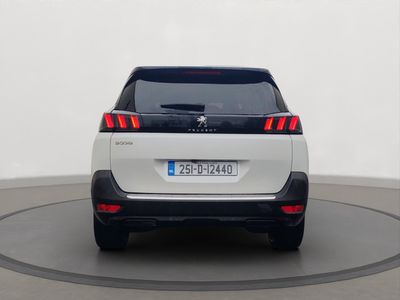2025 Peugeot 5008
