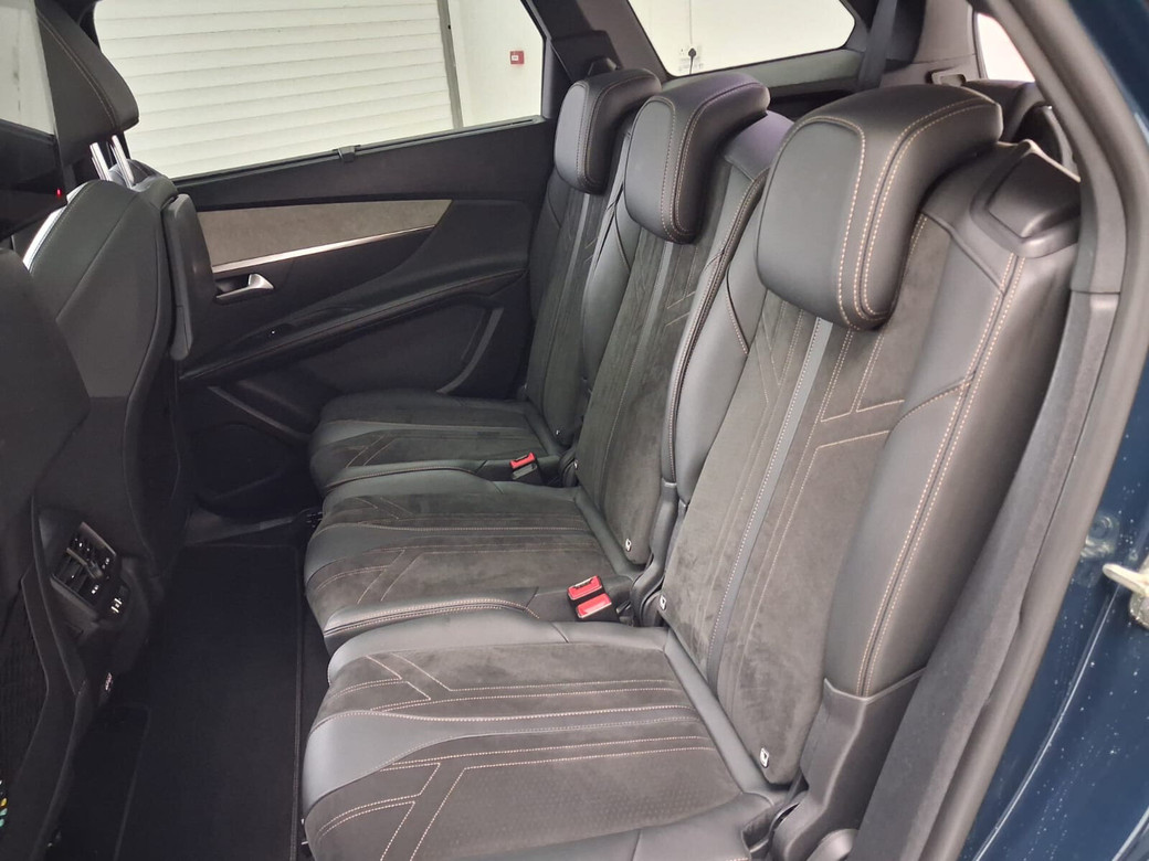 2021 Peugeot 5008