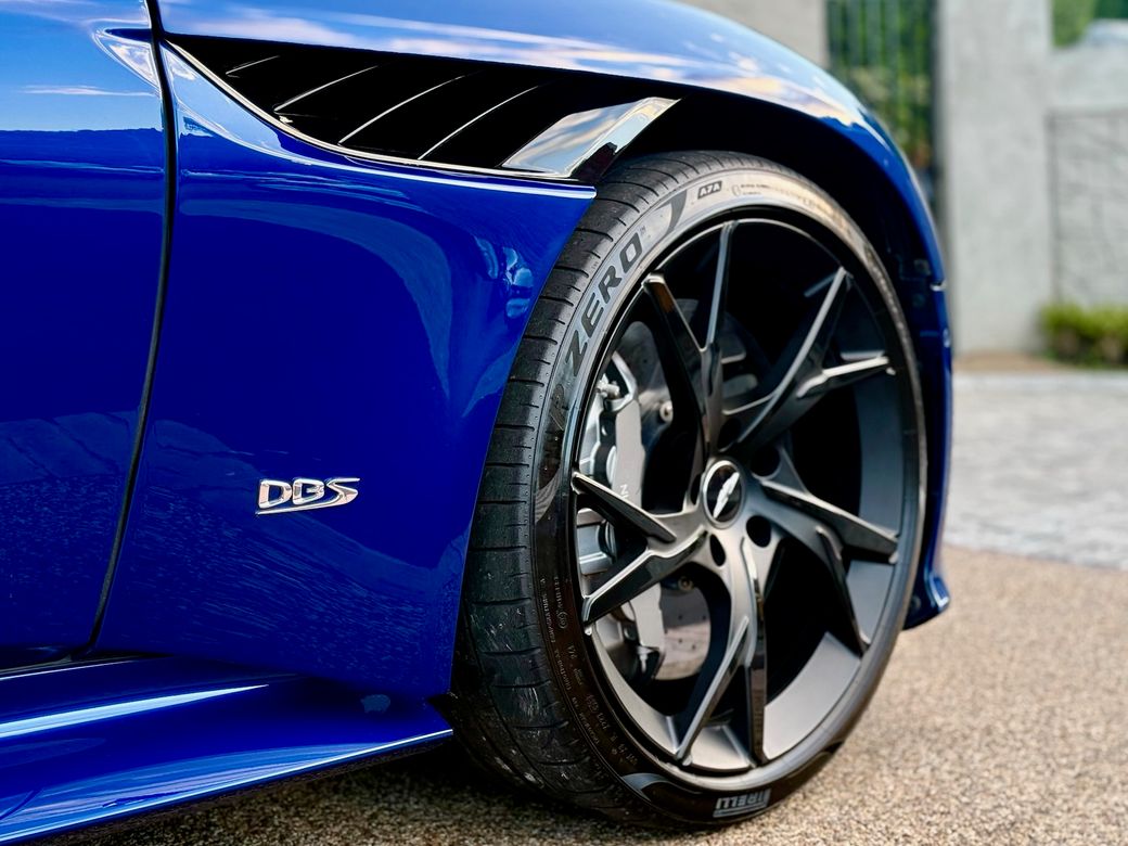 2018 Aston Martin DBS